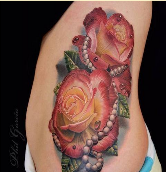 时尚侧腰漂亮彩色玫瑰花纹身图片图片