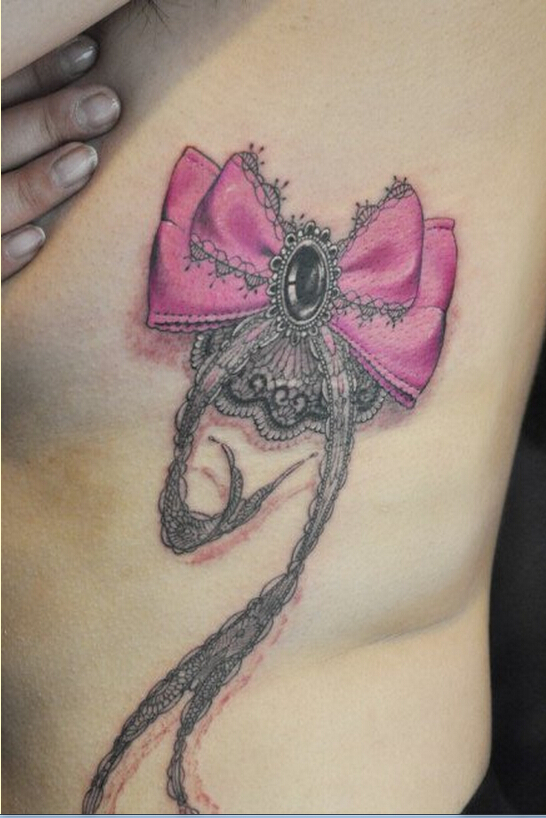 性感女性侧腰个性漂亮的蝴蝶结蕾丝纹图片