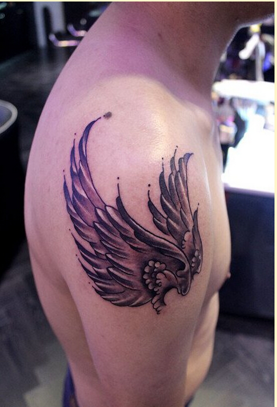 个性男性手臂时尚好看的翅膀纹身纹身图片