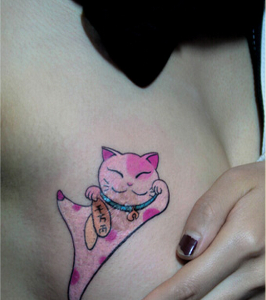 性感女性胸部漂亮好看的招财猫纹身图图片