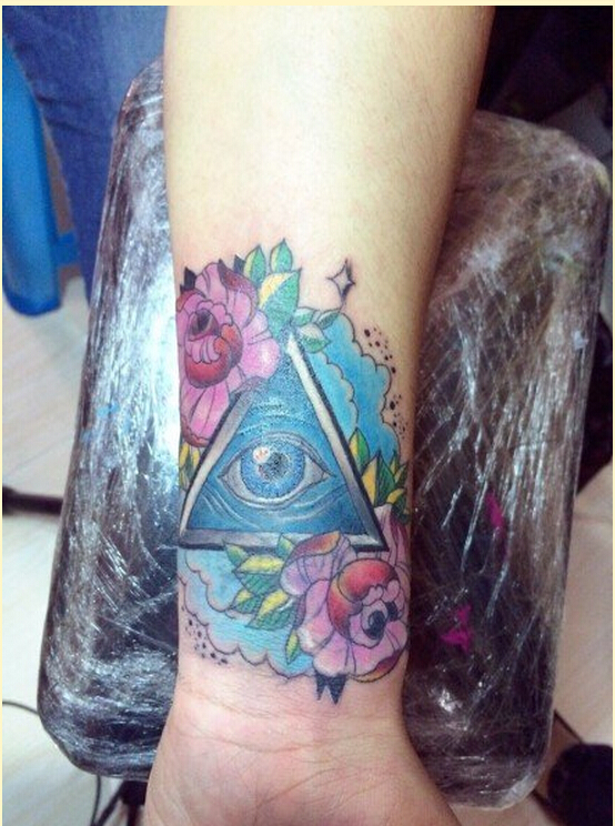 个性手腕时尚好看的彩色上帝之眼玫瑰图片