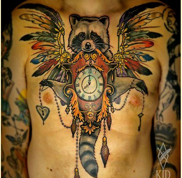 时尚男性胸口个性好看的彩色狐狸纹身图片