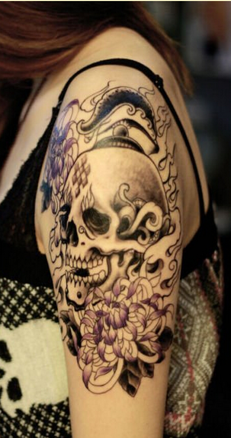 女性手臂时尚好像骷髅菊花纹身图案图片