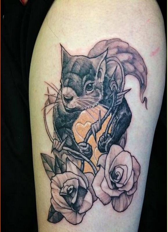 个性手臂时尚好看的老鼠玫瑰花纹身图图片