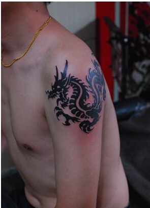个性男性手臂时尚好看的图腾龙纹身图图片