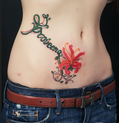 美女腹部唯美好看的彼岸花纹身图案 图片