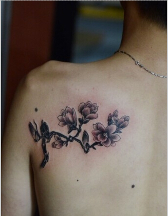 后肩部唯美好看的兰花纹身图案  图片