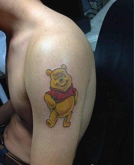 手臂时尚可爱好看的卡通小熊纹身图案图片