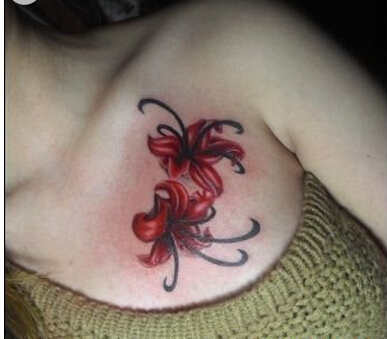 性感女性胸部唯美好看的彩色百合花纹图片