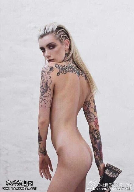 欧美范潮流美女花胛纹身图案