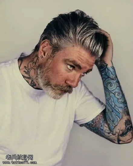 这个年龄也很帅纹身图案