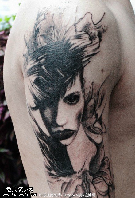 性感妖艳美女纹身图案