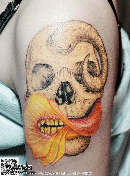 面部恐怖骷髅头纹身图案