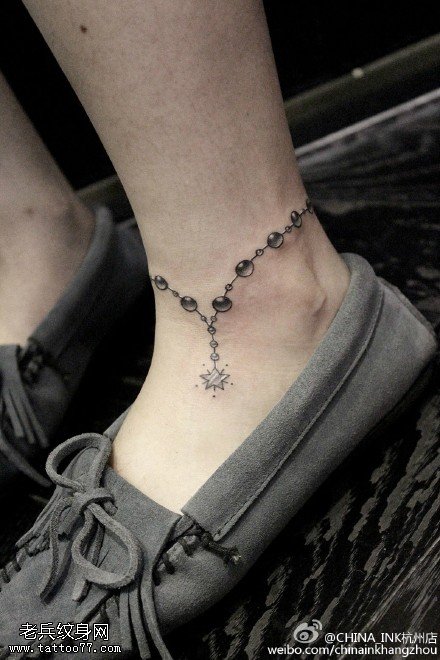 精美逼真的脚链纹身图案