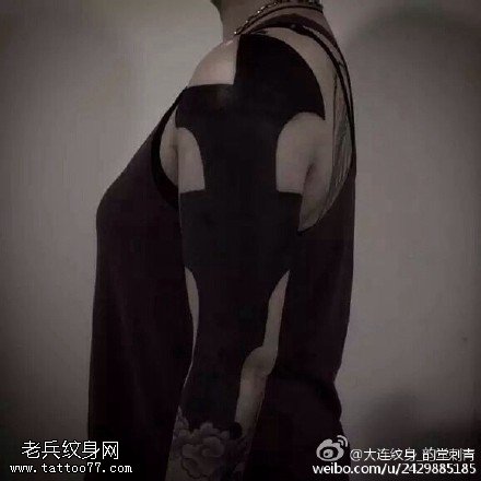 时尚的黑灰刺青纹身图案