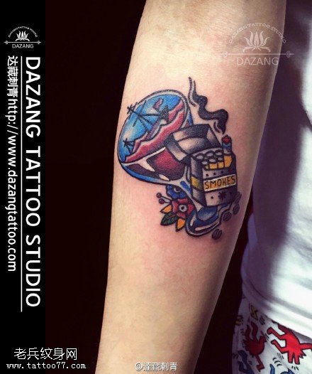 精美的酒杯香烟纹身图案缩略频道推荐图