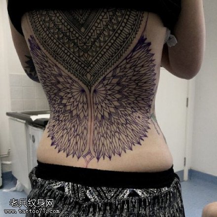 背部点刺梵花图腾纹身图案