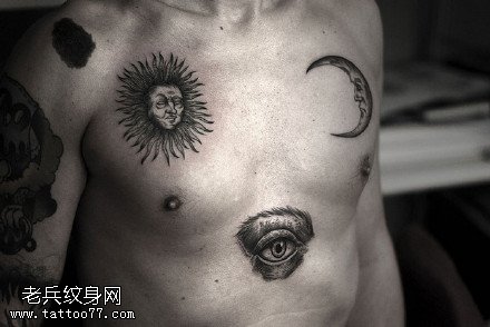 胸部太阳月亮眼睛纹身图案