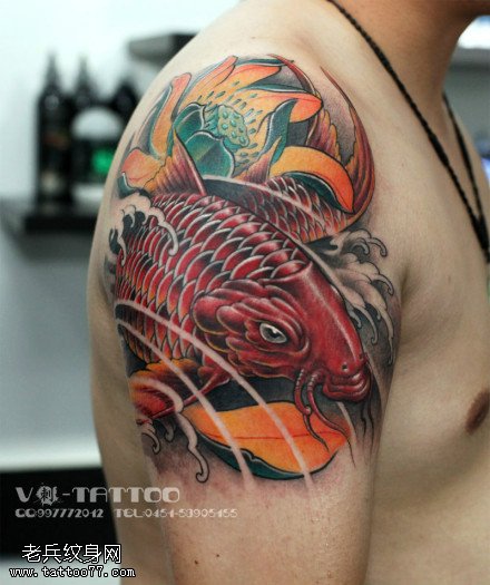 大头红色锦鲤纹身图案