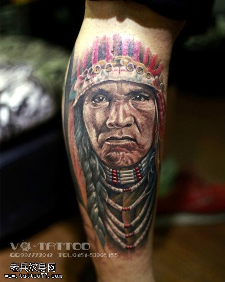眉头紧锁严肃毛利人纹身图案