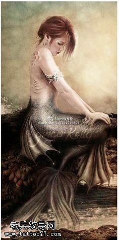 美丽漂亮的美人鱼手稿纹身图案