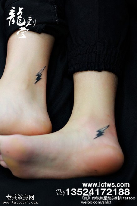 脚踝超简单小闪电纹身图案