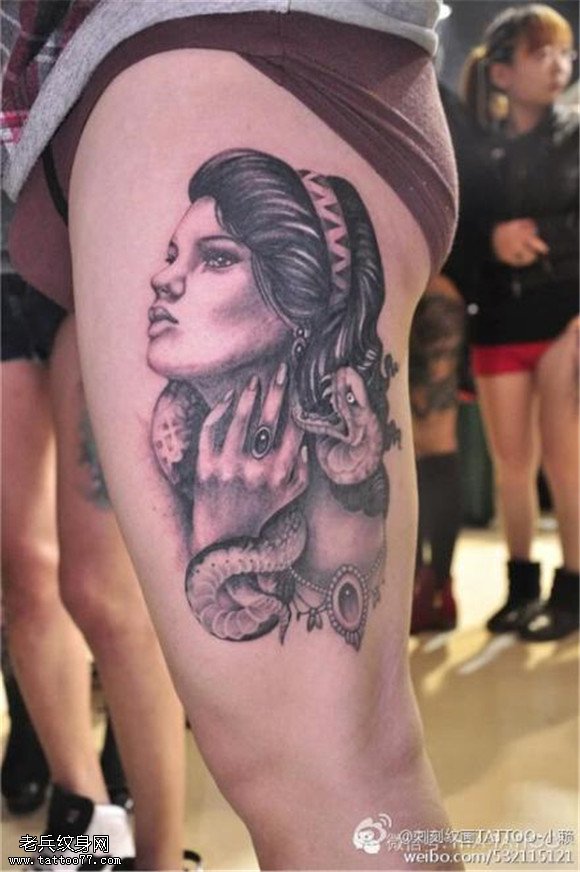 腿部女郎肖像纹身图片