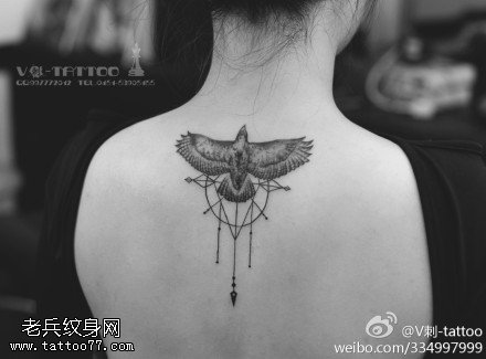 霸气雄鹰风筝纹身图案