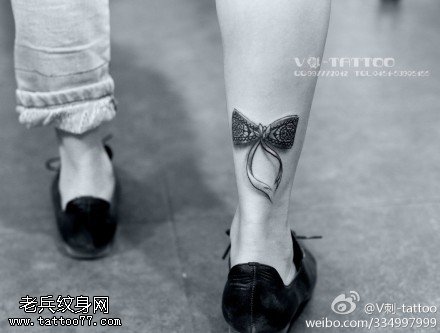 高雅大方蝴蝶结纹身图案