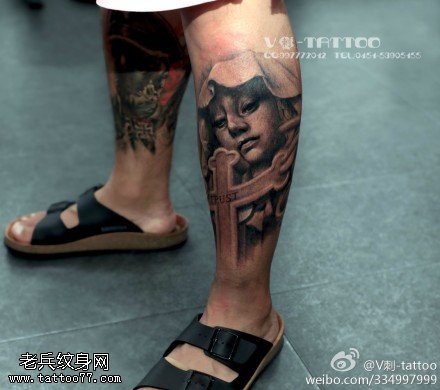 神圣严肃十字架纹身图案