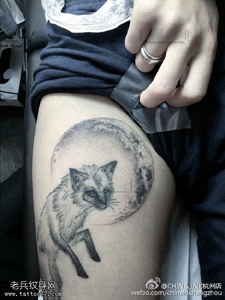 水墨狼刺青纹身图案