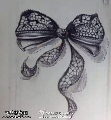 经典钻石蝴蝶结纹身图案