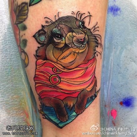 呆萌的宠物狗纹身图案