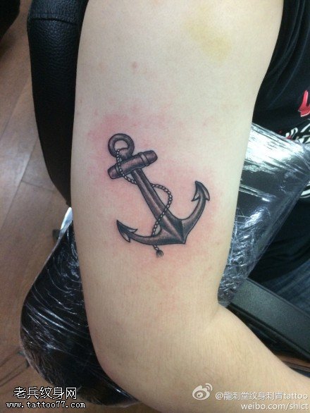 胳膊水手之魂大锚纹身图案