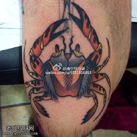 彩色漂亮的螃蟹纹身图案