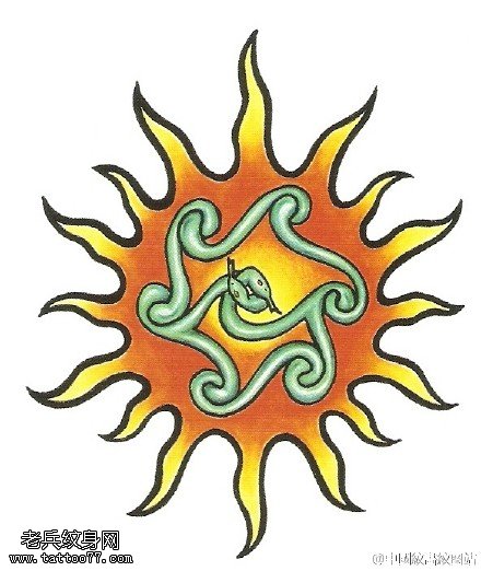 经典的太阳图腾手稿纹身图案