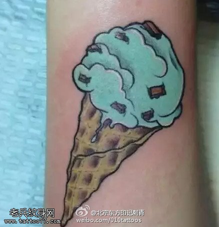 夏日清爽的冰激凌纹身图案