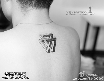 三角纹身图案