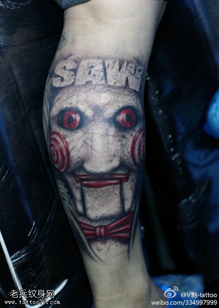 可爱呆萌机器脸纹身图案