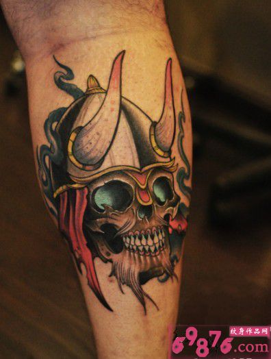 欧美骷髅骑士创意腿部纹身图片