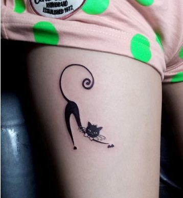小女孩子腿部超萌可爱的猫咪纹身图案图片