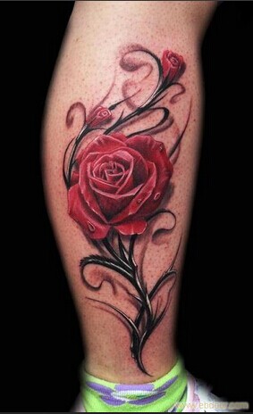 女生腿部唯美大红鲜花纹身图图片