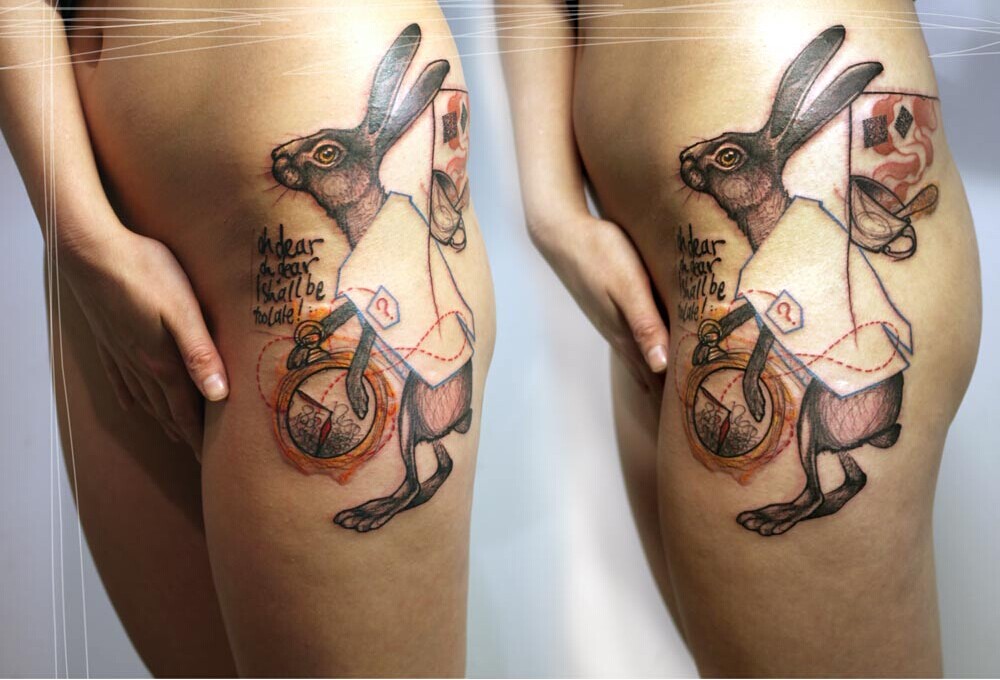 性感MM腿部可爱兔子玩球图纹身图片