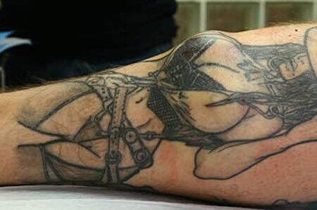 男生腿部性感的欧美美女纹身图图片