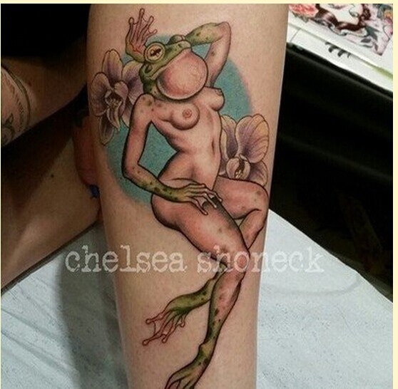 漂亮腿部个性青蛙纹身图案图片
