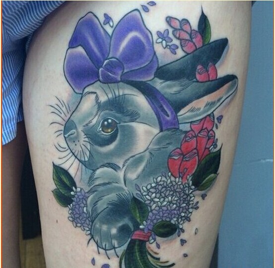 时尚女性腿部亮点漂亮兔子纹身图案图片