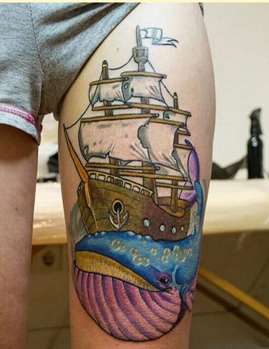 漂亮腿部个性鲨鱼帆船纹身图案图片