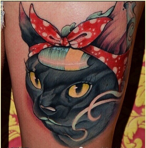 个性腿部漂亮蝴蝶结猫咪纹身图案图片