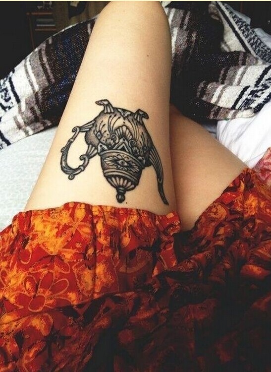 个性腿部时尚茶壶纹身图案图片