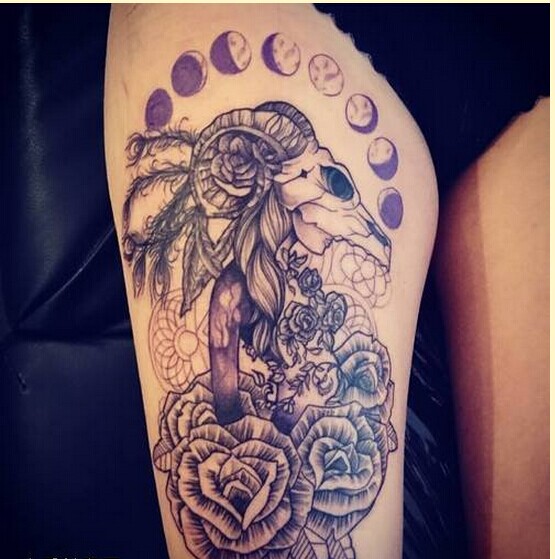 个性腿部时尚漂亮羚羊玫瑰花纹身图案图片